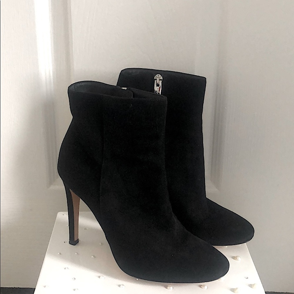 Gianvito Rossi Black Suede Booties Size 36